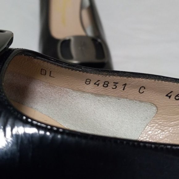 Salvatore Ferragamo Boutique Leather Slingback Block Heel Shoes Black Sz 8.5 3A - Picture 10 of 14